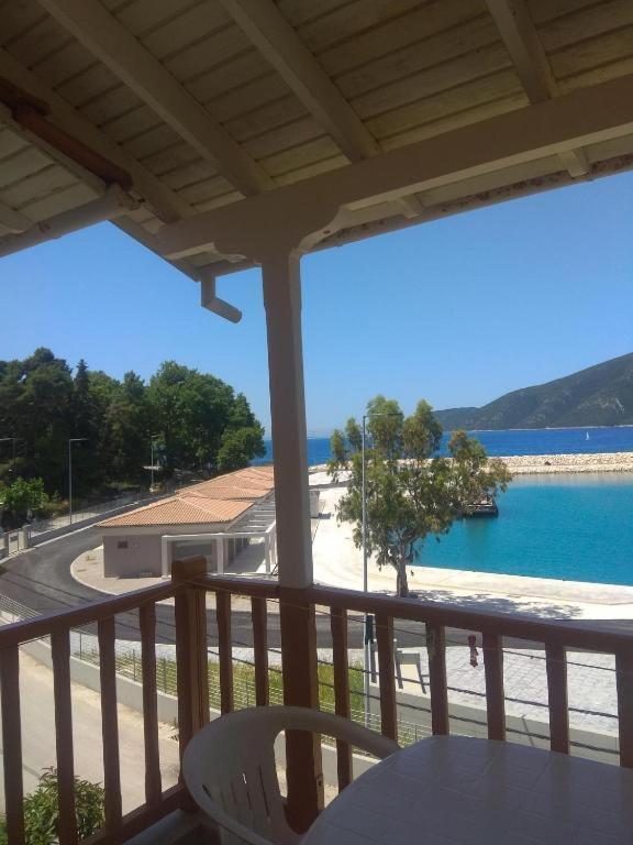 Kostas Studios II Vassiliki Esterno foto